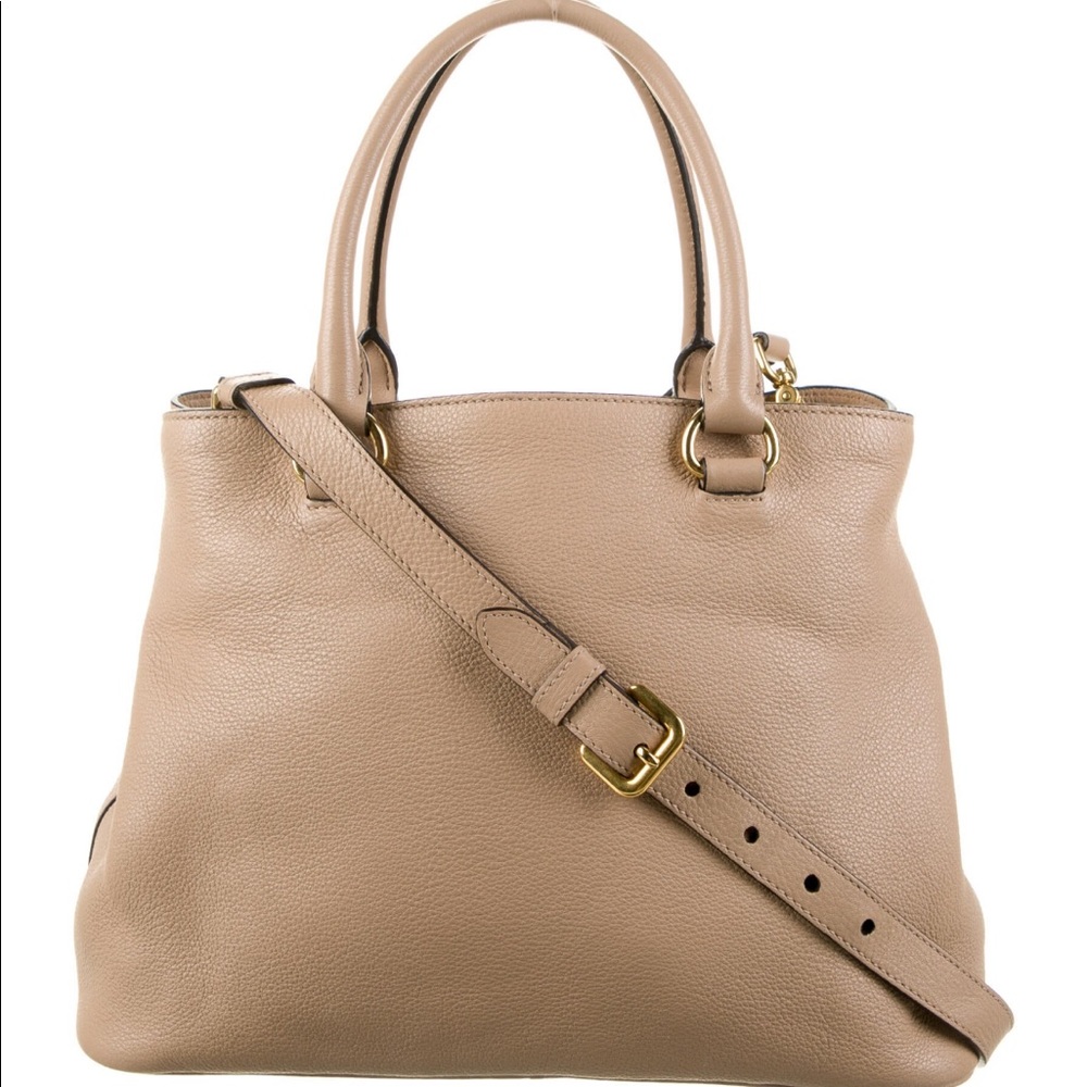 Prada bag - Picture 3 of 5